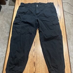 Dickies cargo pants with fitted ankles